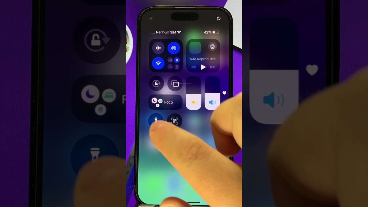 Como Ligar ou Desligar a LANTERNA no iPhone
