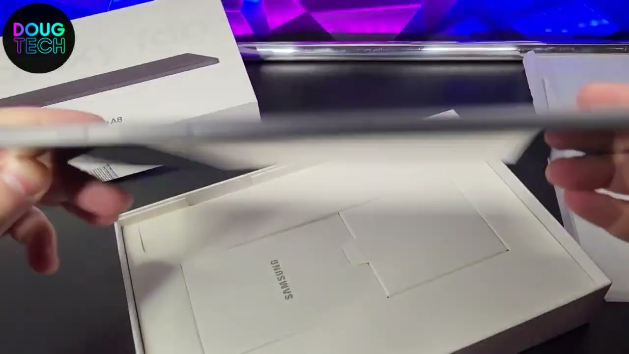 ░ Unboxing do Samsung Galaxy Tab A8 e itens inclusos na caixa