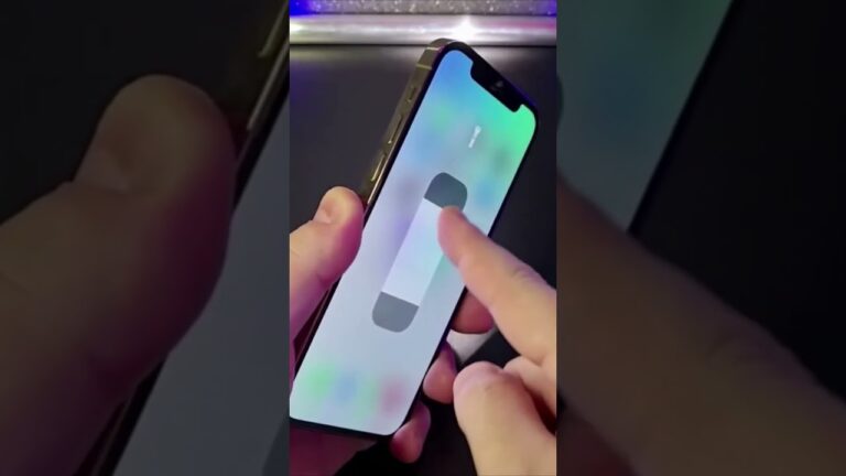 COMO ATIVAR E DESATIVAR A LANTERNA NO IPHONE #Shorts